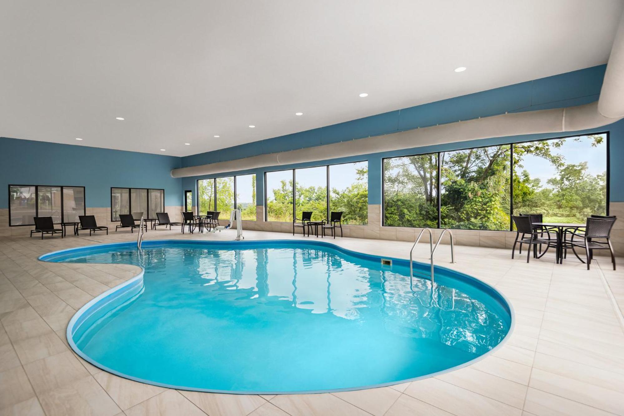 Holiday Inn Express Morgantown By Ihg Екстер'єр фото