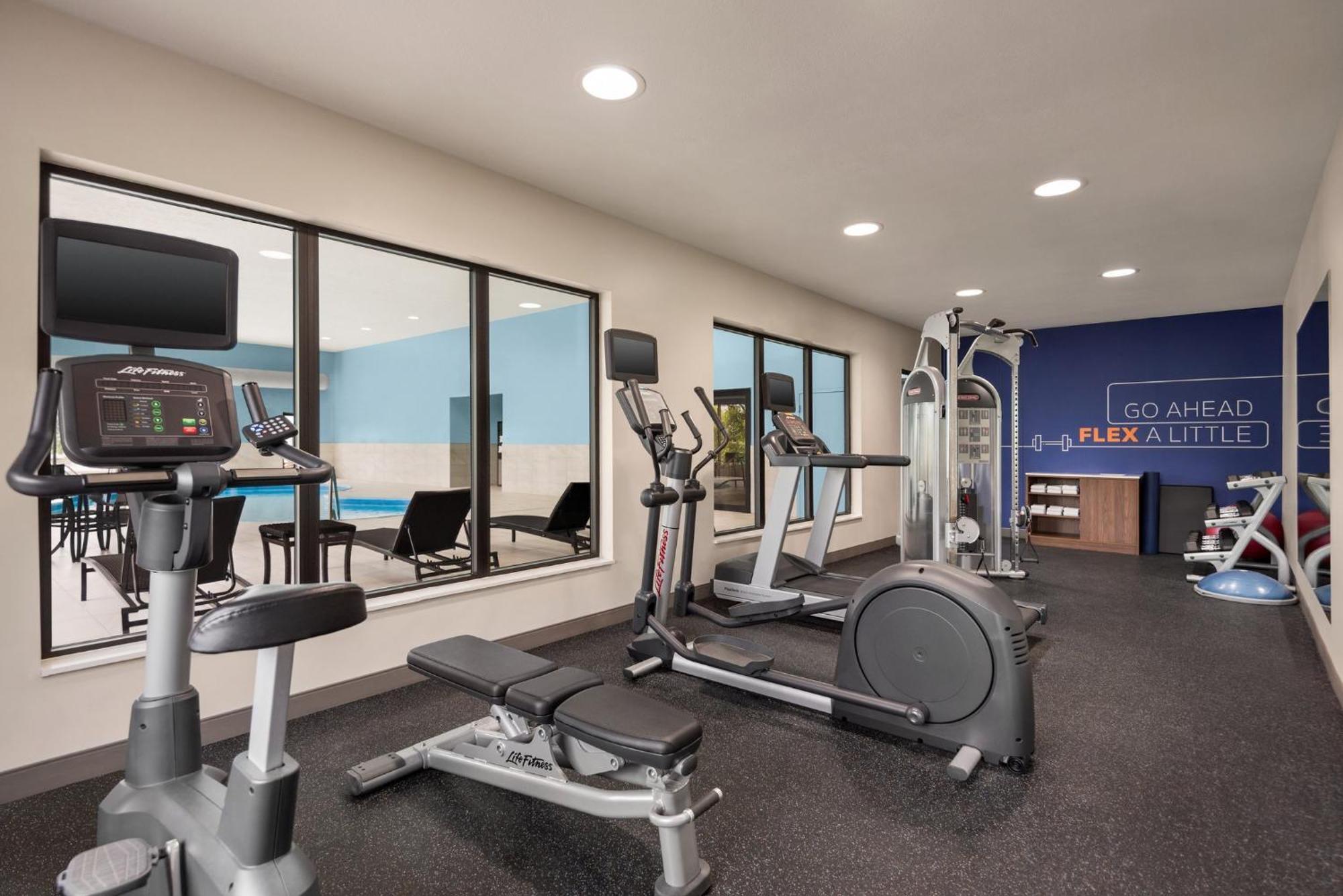 Holiday Inn Express Morgantown By Ihg Екстер'єр фото