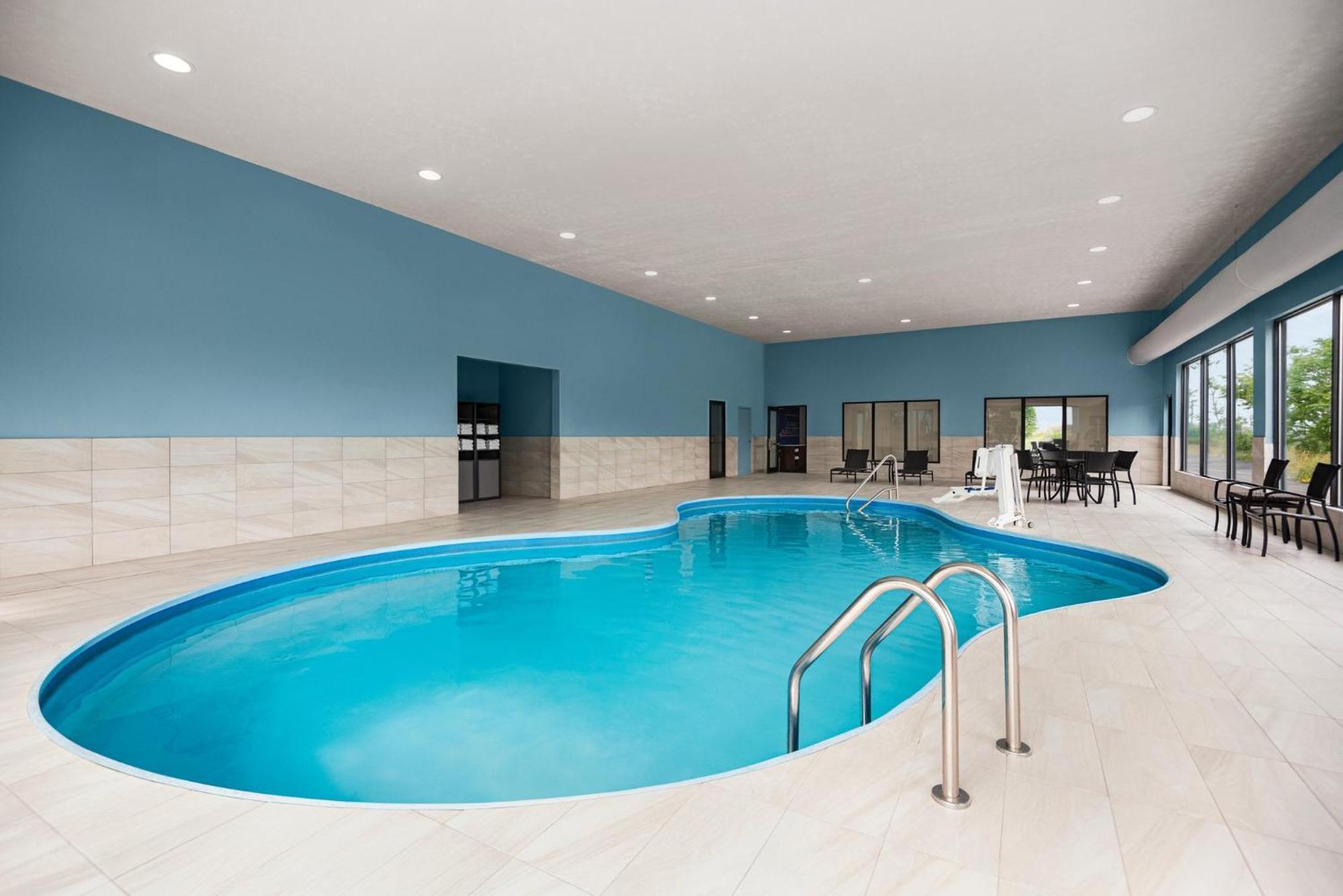 Holiday Inn Express Morgantown By Ihg Екстер'єр фото